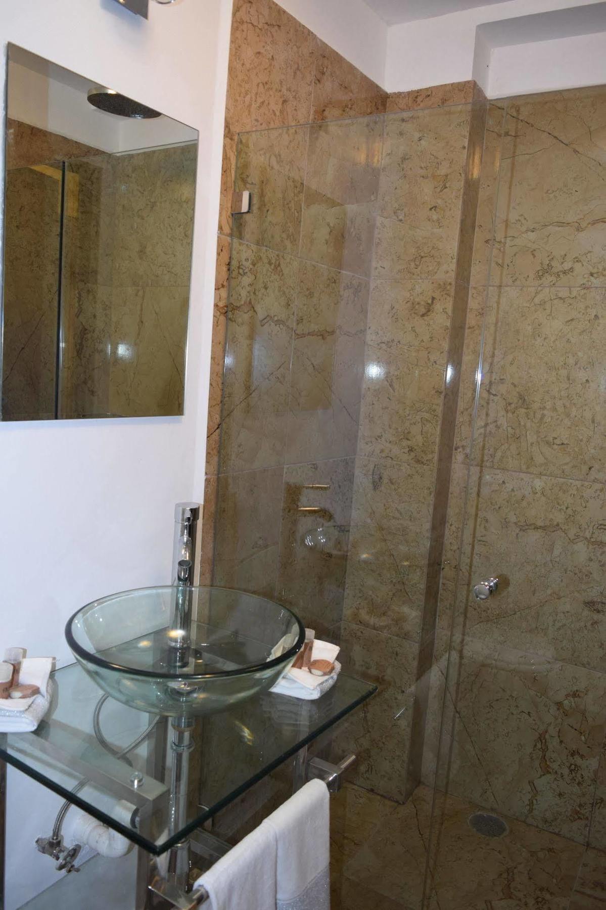 Hotel Condesa 185 เม็กซิโกซิตี้ ภายนอก รูปภาพ