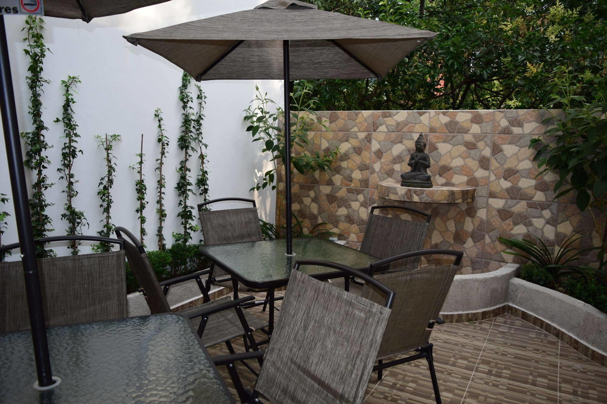 Hotel Condesa 185 เม็กซิโกซิตี้ ภายนอก รูปภาพ